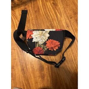 Herschel Supply Co‎ Fifteen Floral Fanny Pack Belt Bum Bag Flower Boho Travel